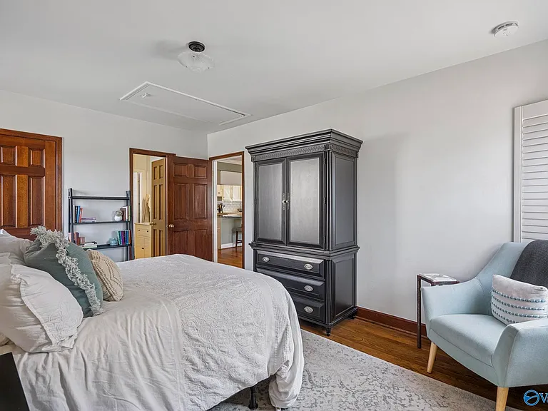 2706 Overton Rd SW — Photo 12
