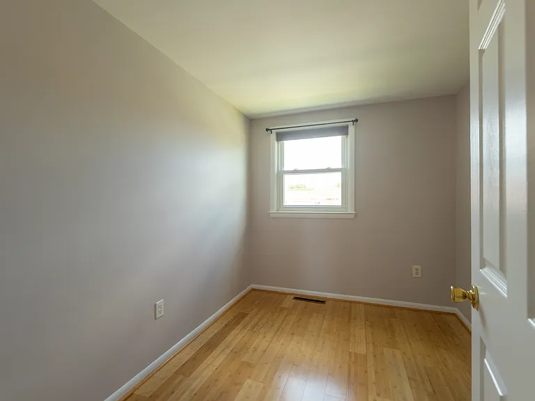 1107 Circle Dr — Photo 13