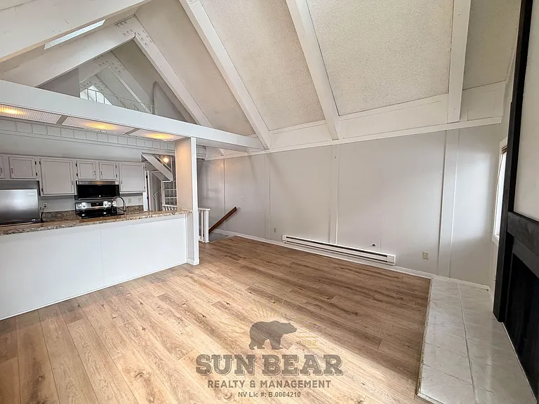 989 Tahoe Blvd #71U — Photo 2