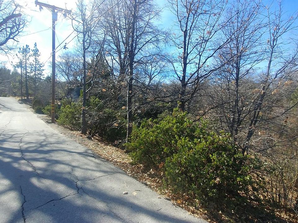 1st image of Rockridge Dr