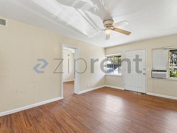 3rd image of 139 W 18th St APT 7