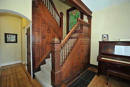 2nd image of 1124 Devictor Pl
