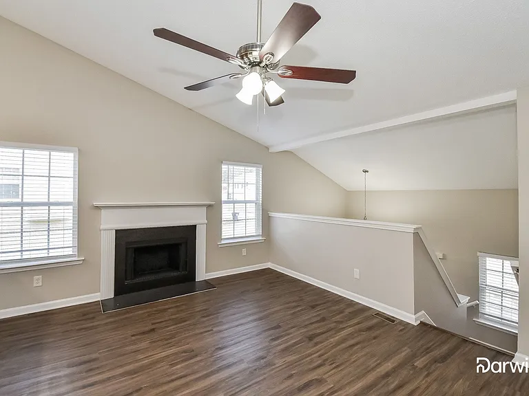 411 Ridgewood Dr — Photo 6
