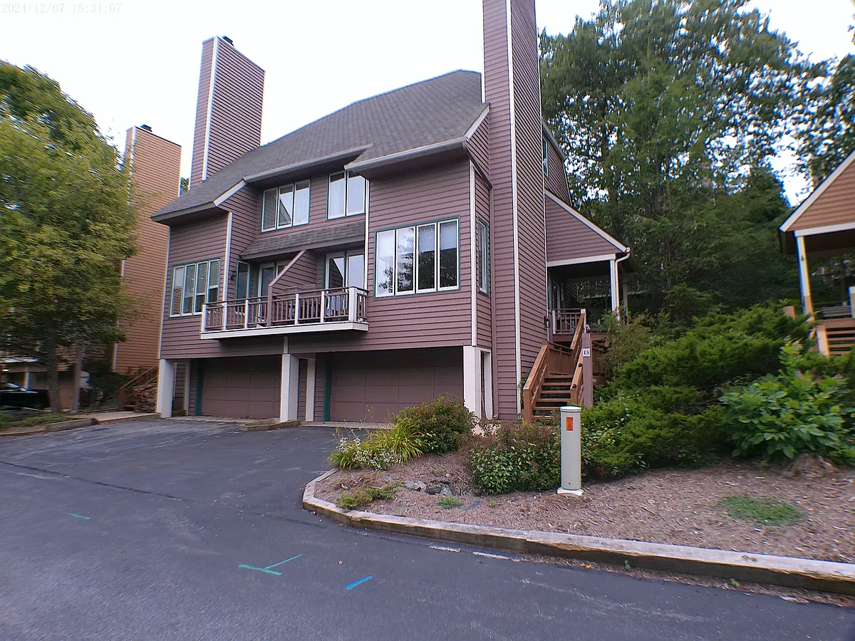 Building Photo - 13 Ivy Glen Ln