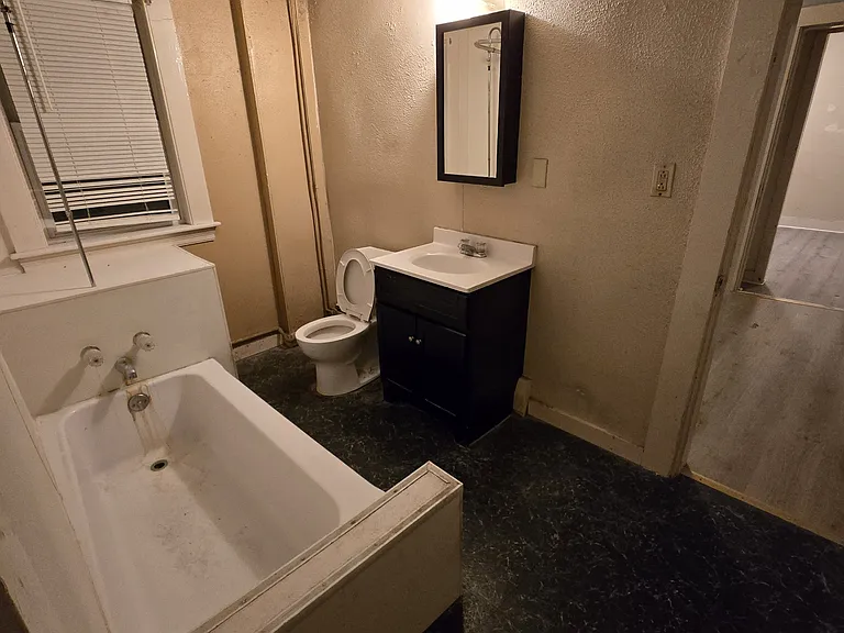 323 Cumberland St #2L — Photo 3