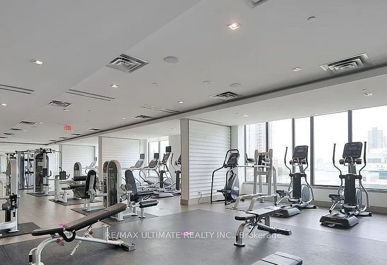 510 Curran Pl #2501 — Photo 4