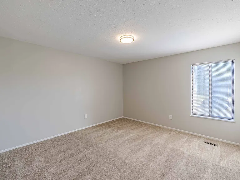 North River Place Apartments — Photo 15