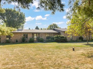 1785 Hilltop Rd, Elgin, IL 60120