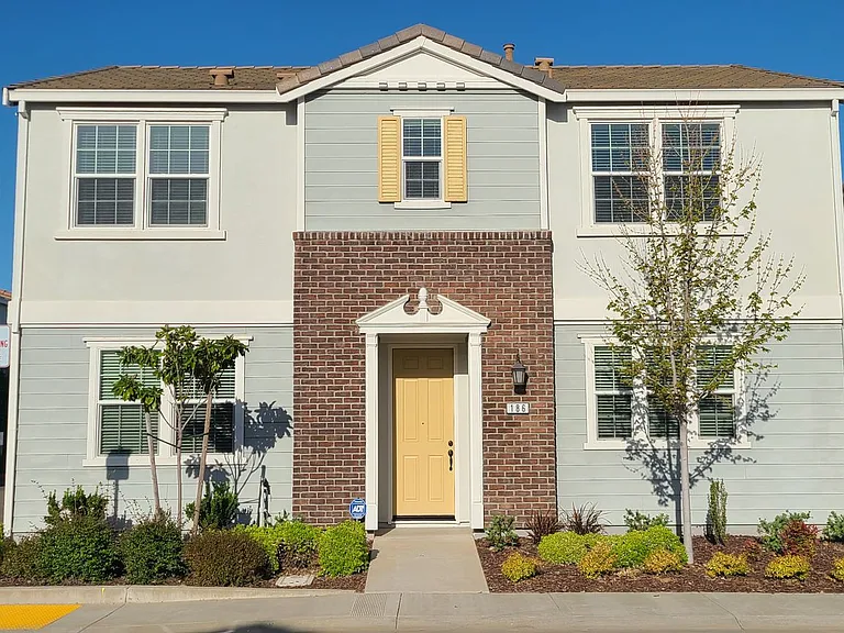 186 Colner Cir — Photo 1