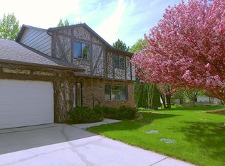 1731 Whitestone Cir S, Fargo, ND 58103