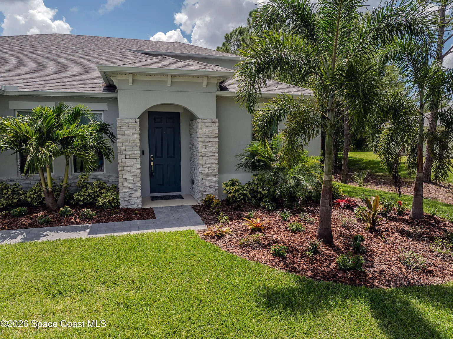 5 bed, 4.0 bath, 3342 sqft, $3,000 — Photo 4