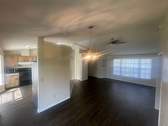 3rd image of 1191 Three Meadows Dr