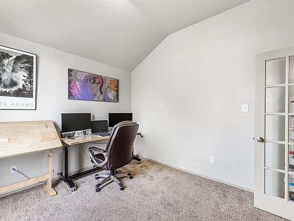 3rd image of 5531 Jay Thrush Dr