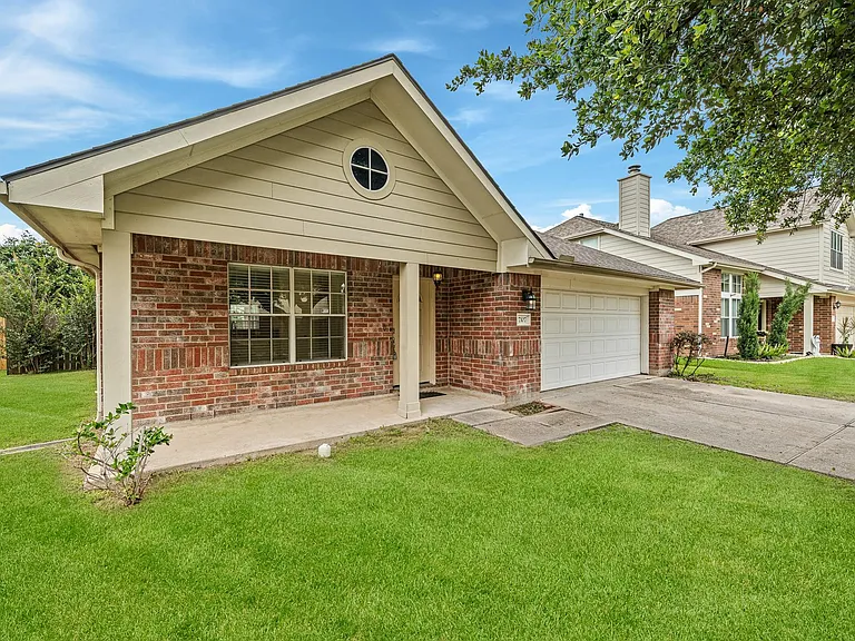 7107 Piney Meadow Ct — Photo 3
