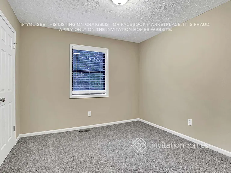 4040 Maxanne Dr NW — Photo 20