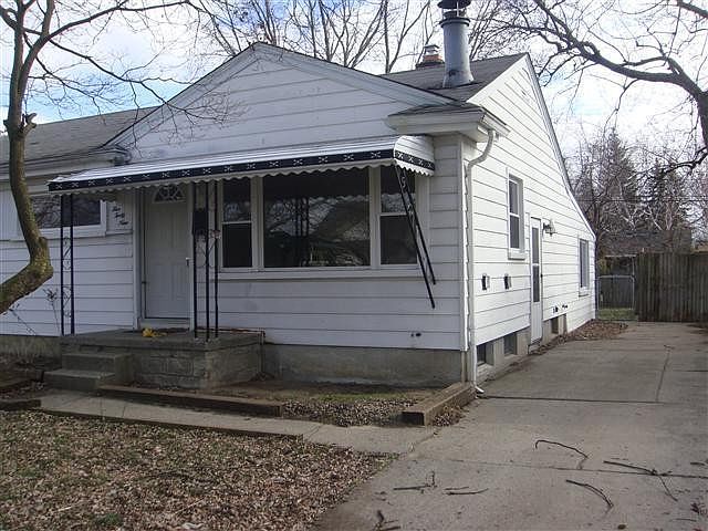 1st image of 549 Pinewood Ave