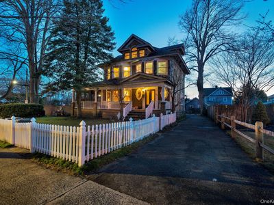 320 S Bayview Avenue, Freeport, NY, 11520