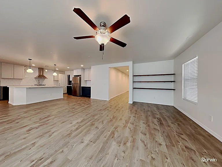5711 E Adrian Ave — Photo 5