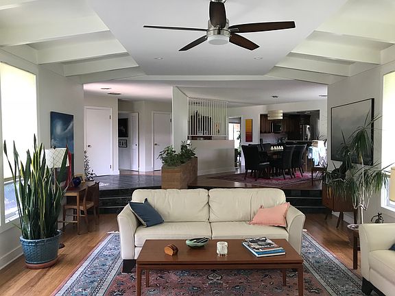 5th image of 2300 Windward Shore Dr