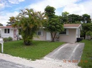 1952 SW 69th Ave, Pompano Beach, FL 33068