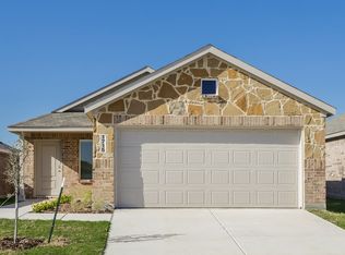 1715 Crossbill St, Forney, TX 75126