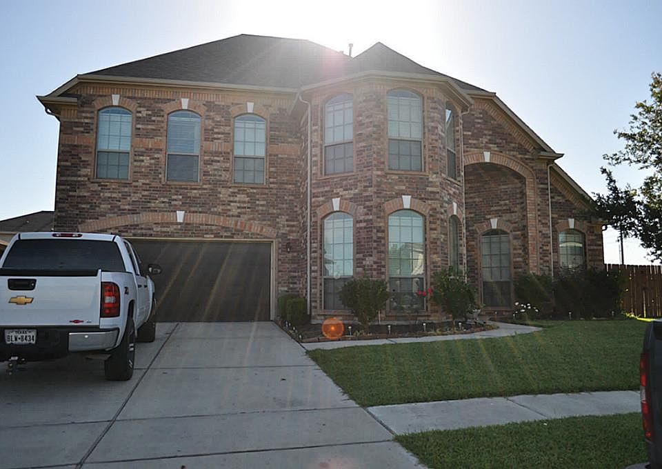 1st image of 141 Tonkawa Canyon Dr