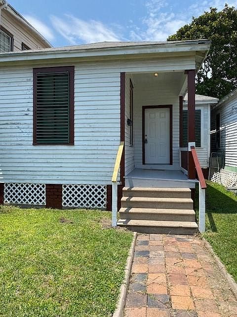 1st image of 3914 Bernardo De Galvez Ave