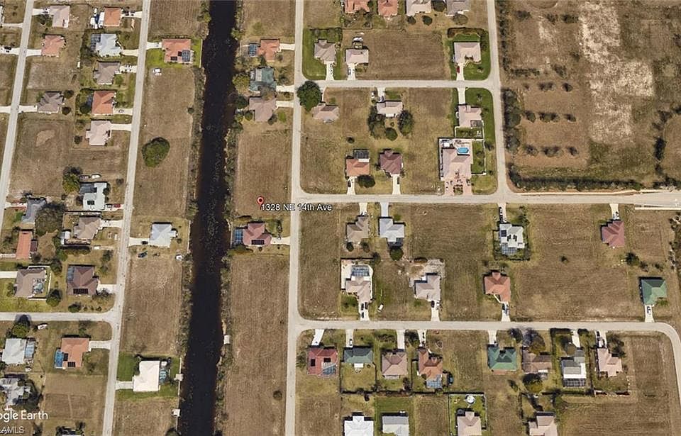2nd image of 1328 NE 14th Ave