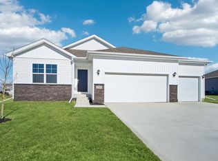 310 39th St SW, Altoona, IA 50009