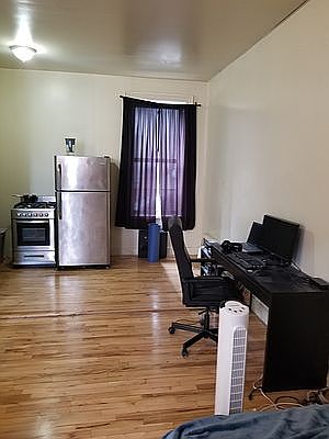 4th image of 83 Wyckoff Ave #1D