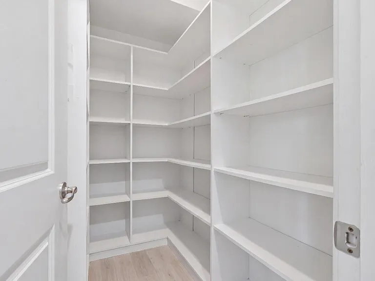 11415 Watercrest Cir E — Photo 52