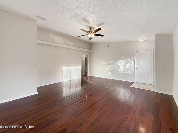 5th image of 4211 JILLIAN Drive