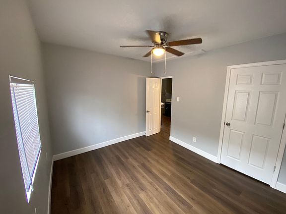 4th image of 212 E Sterling St #212