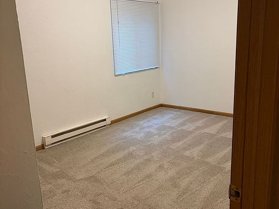 5th image of 1101 Macarthur Rd #4