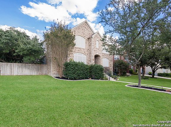 2nd image of 21310 Promontory Cir