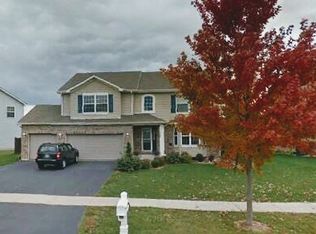728 Oakwood St, Minooka, IL 60447