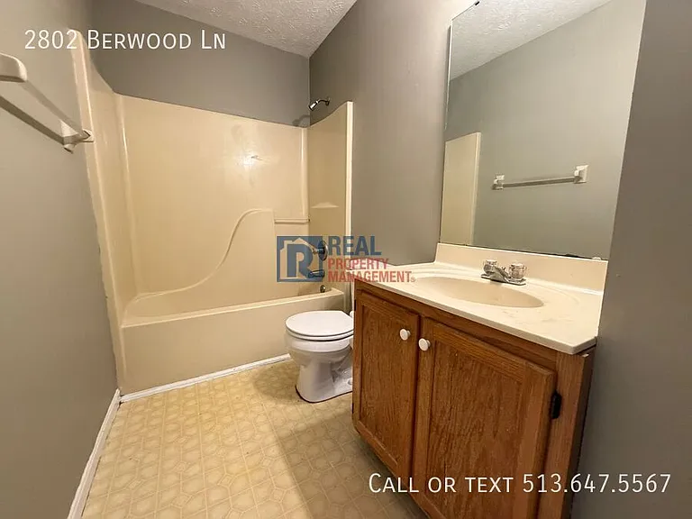 2802 Berwood Ln — Photo 8