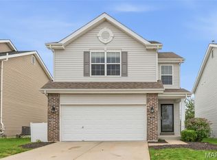 3424 Charlestowne Crossing Dr, Saint Charles, MO 63301