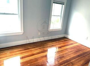 34 Ibbetson St #1, Somerville, MA 02143
