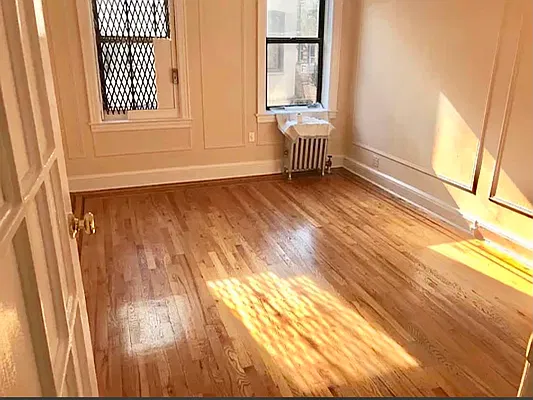 Rented by RealTegrity NY LLC | media 4