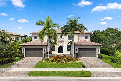 9065 Watercrest Cir E Photo 1