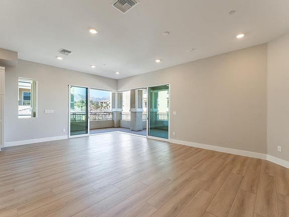 Large open great room with corner pocket sliding doors