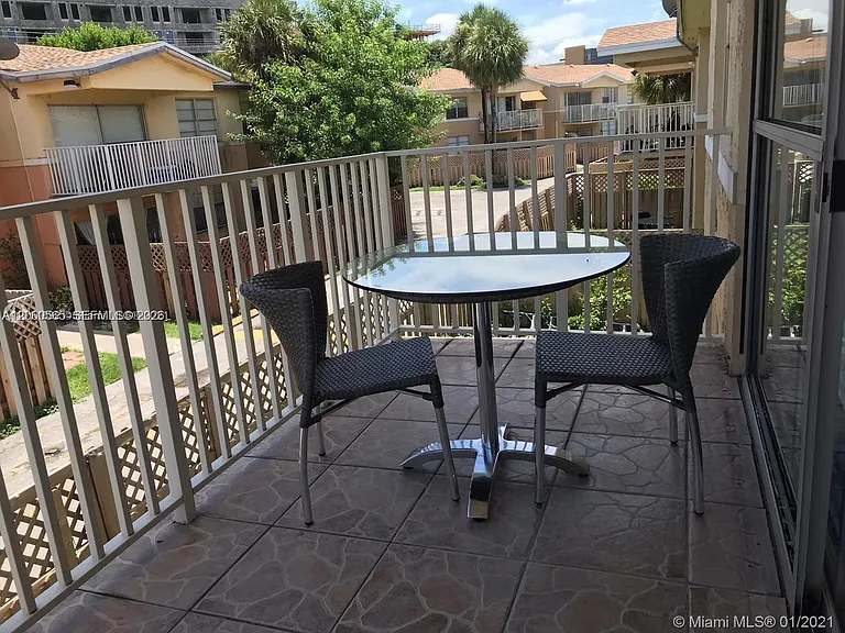 4140 NW 79th Ave #2D — Photo 9