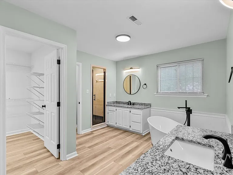 3011 Colony Dr — Photo 29