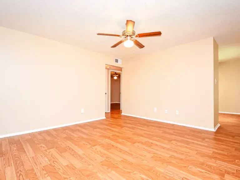 160 Gibson Rd — Photo 9