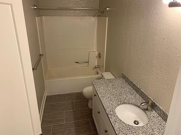 2nd image of 2852 Green Meadow Dr APT G