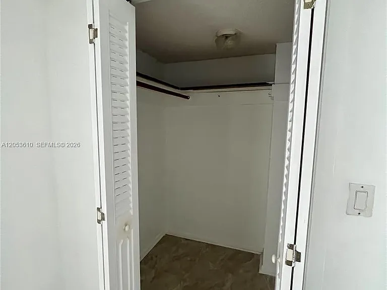 5838 Collins Ave #7E — Photo 18