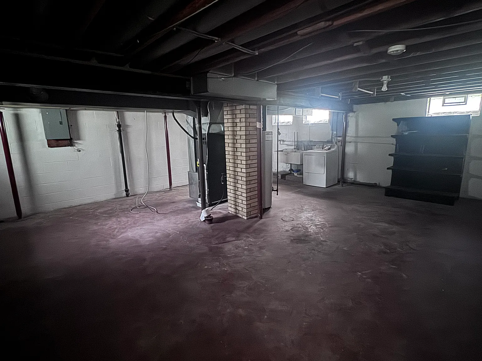 3 bed, 2232 sqft, $2,050 — Photo 3