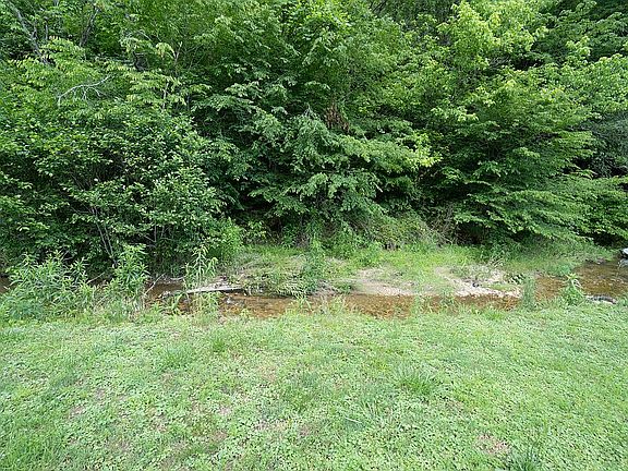 3rd image of 4910 Highway 90