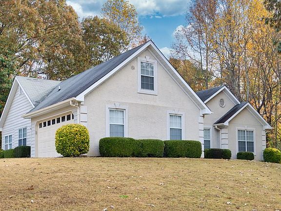 3rd image of 3329 Briarglen Ct